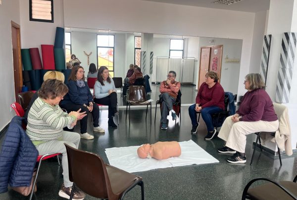 𝗖𝗼𝗻𝗰𝗹𝘂𝘆𝗲 𝗲𝗻 𝗛𝗼𝗿𝗻𝗼 𝗱𝗲 𝗔𝗹𝗰𝗲𝗱𝗼 (𝗩𝗮𝗹𝗲𝗻𝗰𝗶𝗮) 𝗲𝗹 𝗧𝗮𝗹𝗹𝗲𝗿 𝗱𝗲 𝗣𝗿𝗶𝗺𝗲𝗿𝗼𝘀 𝗔𝘂𝘅𝗶𝗹𝗶𝗼𝘀 𝘆 𝗖𝘂𝗶𝗱𝗮𝗱𝗼 𝗙𝗮𝗺𝗶𝗹𝗶𝗮𝗿 𝗱𝗲𝗹 𝗣𝗿𝗼𝗷𝗲𝗰𝘁𝗲 𝗖𝗼𝗺-𝗽𝗮𝗿𝘁𝗶𝗺 𝟮𝟬𝟮𝟱